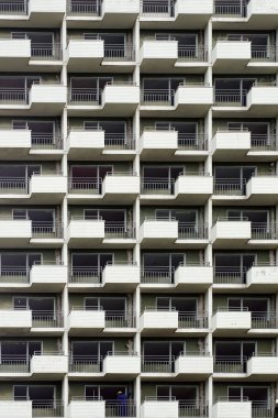 yüksek doğmak cephesi ile inşaat işçisi