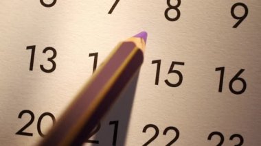 Calendar.mov üzerine kalp şekli çiziliyor.