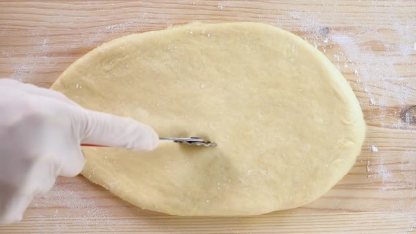 Cutting Flat Dough Pieces Pastry Wheel Cutter Preparing Food — Vídeo de stock