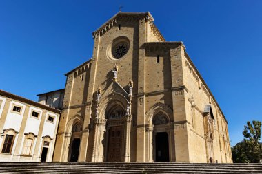Arezzo Katedrali SS. Donato ve Pietro dış görünüşü, Toskana, İtalya