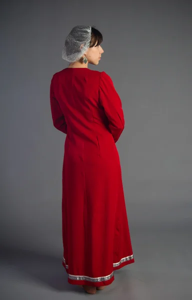 Bela menina em um vestido histórico — Fotografia de Stock