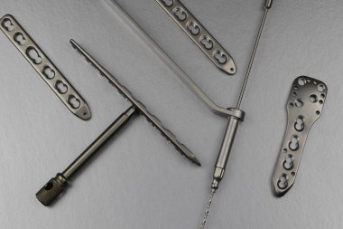 Kemik kırıklarının tedavisi için cerrahi aletler.