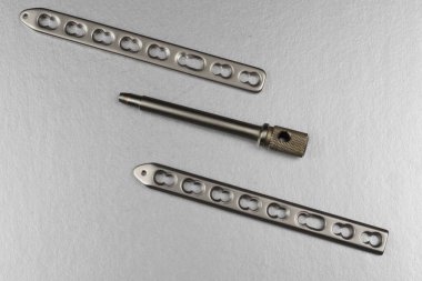 Kemik kırıkları için cerrahi aletler