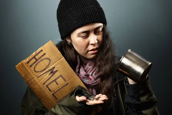 Beggar Sad Woman Holds Cardboard Sign Inscription Homeless Looks Coins — Stock fotografie