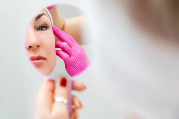 Cosmetology Plastic Surgery Close Reflection Woman Looking Herself Mirror Beautician — Foto de Stock