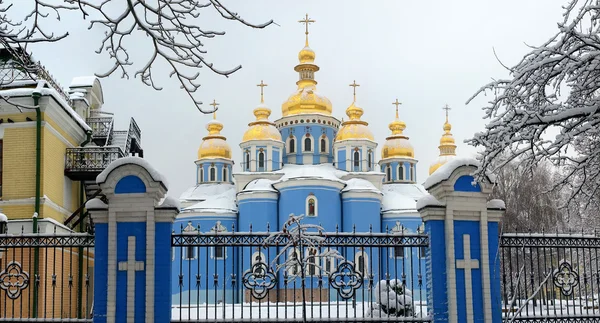 Chiesa nella neve — Foto Stock
