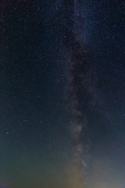 Fragment Noční Oblohy Nad Horizontem Mléčnou Dráhou Mnoha Hvězdami — Stock fotografie