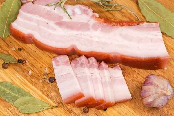 Partly Sliced Boiled Smoked Pork Belly Skin Different Spices Wooden — Stock Photo, Image