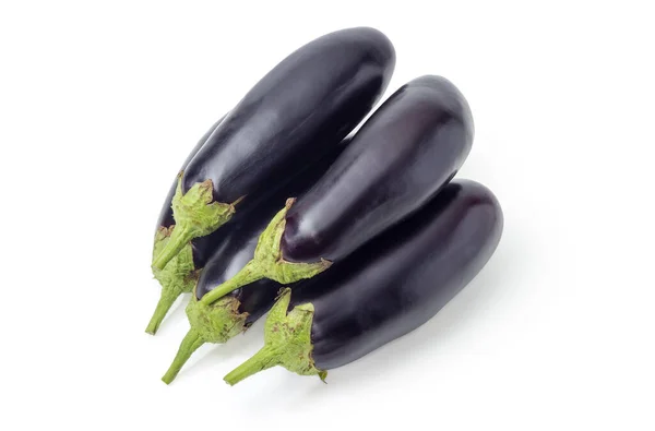 Heap Van Verse Paarse Aubergines Een Witte Achtergrond — Stockfoto