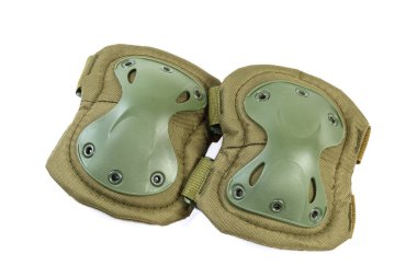 Taktiksel askeri dirseklikler beyaz arka planda.