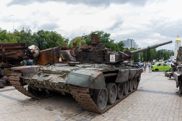 Kyiv Ucrania Junio 2022 Exposición Varios Equipos Militares Rusos Destruidos —  Fotos de Stock