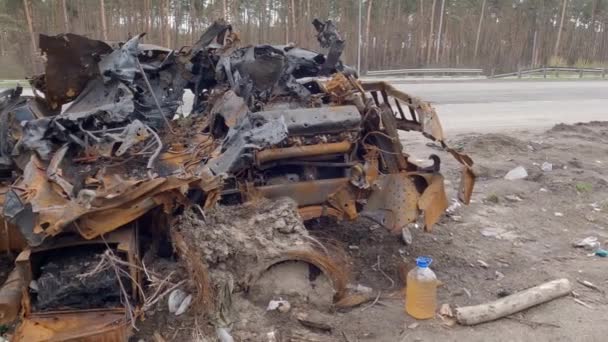 Kyiv Region Ukraine April 2022 Remains Russian Military Truck Destroyed — стоковое видео