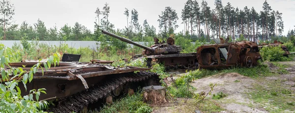 Remains Russian Tanks Infantry Fighting Vehicles Destroyed Burned Russian Invasion — Foto Stock