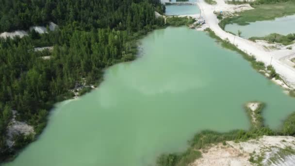 Quarry Lakes Abandoned Kaolin Pit Forest Aerial View — 비디오