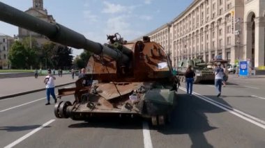 Russian self-propelled howitzers destroyed in Ukraine, exposition, Kyiv, 2022