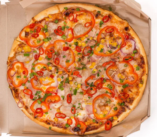 Kokt Hela Runda Kryddig Pizza Med Olika Kött Chili Paprika — Stockfoto