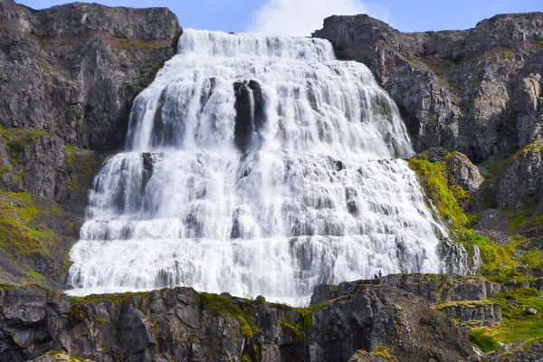 Two People Front Very High Amazing Waterfall Northwest Iceland — 图库照片