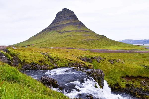 One Shaped Mountain Green Lawn Eroded Glacier Millennia Film Shooting — 스톡 사진