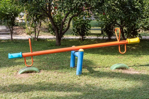 Metallic Swing Painted Orange Paint Children Playground Courtyard Summer — Stock Fotó
