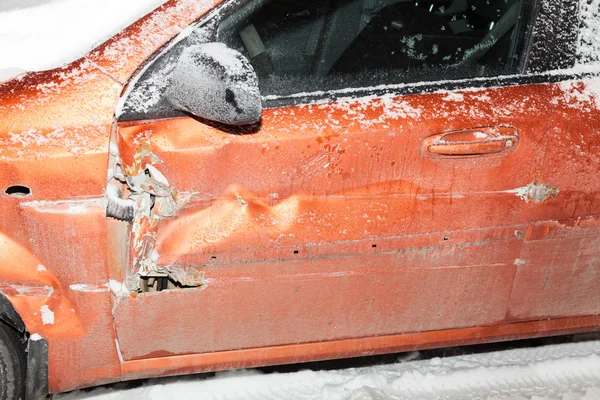 Car accident on a snowy road — Stock Photo, Image