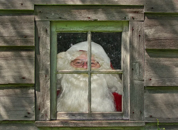 车间中的圣诞老人 — 图库照片