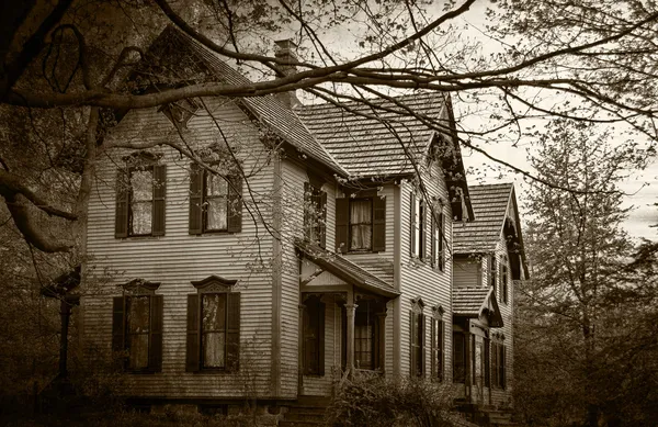 Spooky old house — Stock Photo, Image