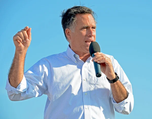 Mitt Romney campaigning outdoors