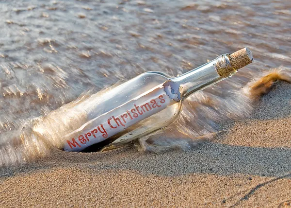 Boże Narodzenie wiadomość w butelce — Zdjęcie stockowe