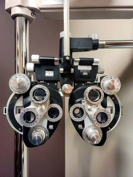 Close Optometry Equipment Eye Doctor Examination Room — Photo