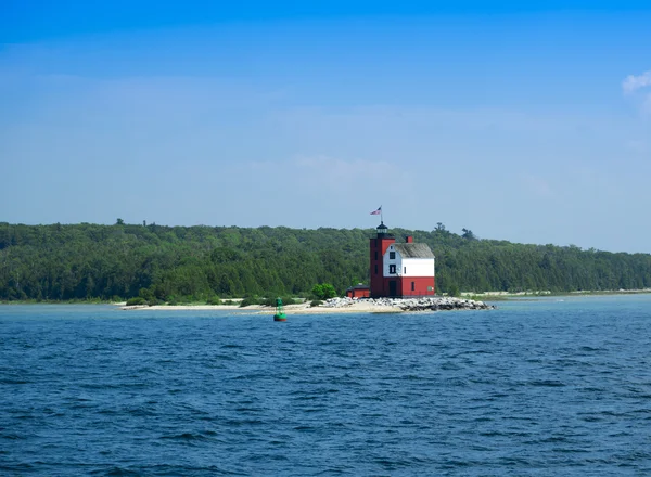 Coastal lighthouse — Stock Photo, Image