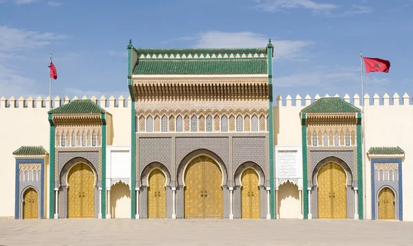 Ingången till det kungliga palatset i fes, Marocko, Afrika Royaltyfria Stockbilder