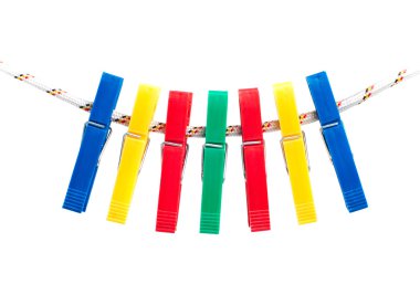 renkli clothespins bir katarı