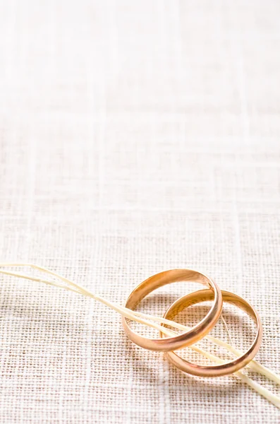 Anillos de boda —  Fotos de Stock