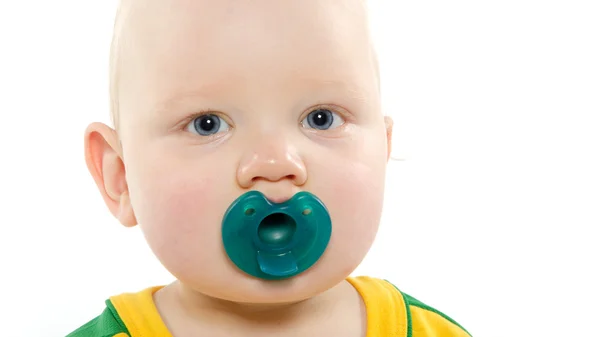 男婴与奶嘴 — 图库照片