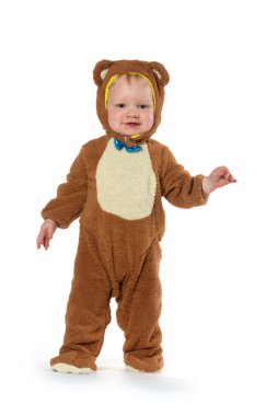 erkek bebek ayı kostümlü