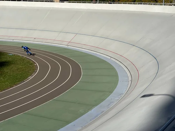 Professional Rollerskater Training Outdoors City Velodrome Copy Space — Stock Photo, Image