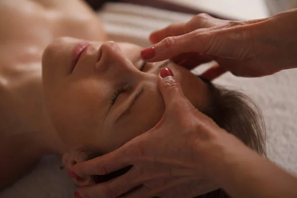 Close Professional Cosmetologist Massaging Face Head Mature Woman — Stock Photo, Image