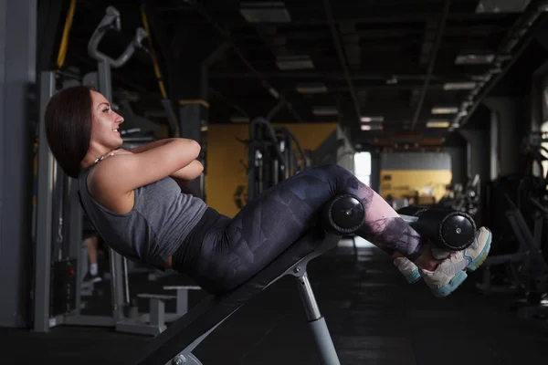 Sportswoman Doing Situps Gym — Foto de Stock