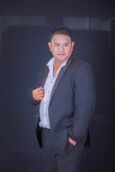 Adult Asian Man Suit Dark Background Studio — Stock Photo, Image