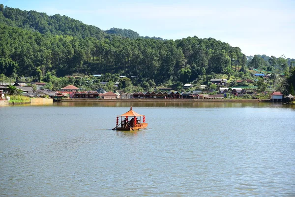 Ciudad Asiática Costa Del Río — Foto de Stock