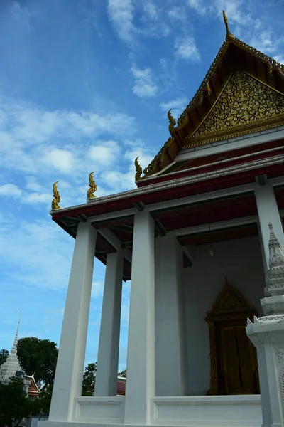 Gyönyörű Buddhista Templom Thaiföldön — Stock Fotó