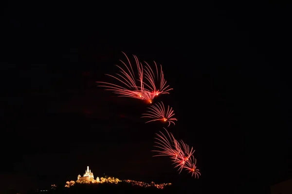 Feuerwerk Dunklen Nachthimmel — Stockfoto