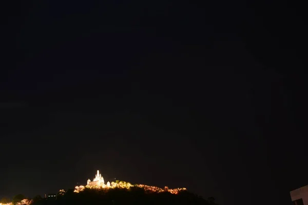 Темное Ночное Небо Освещением Города Фоне — стоковое фото