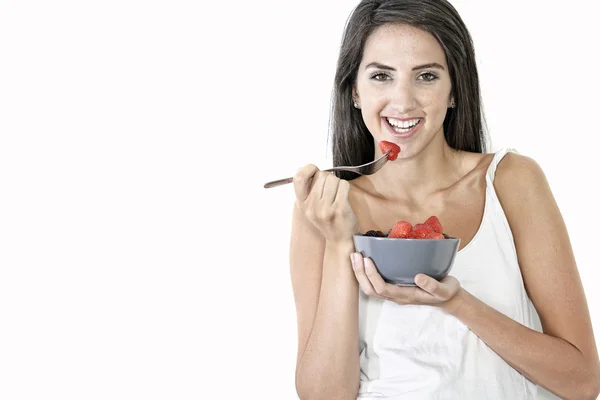 Mulher tomando café da manhã em casa — Fotografia de Stock