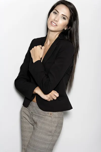 Akıllı iş takım elbiseli kadın