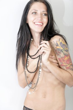 İç çamaşırlı kadın