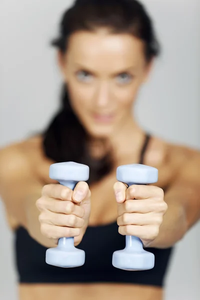 Frau im Fitnesszustand — Stockfoto