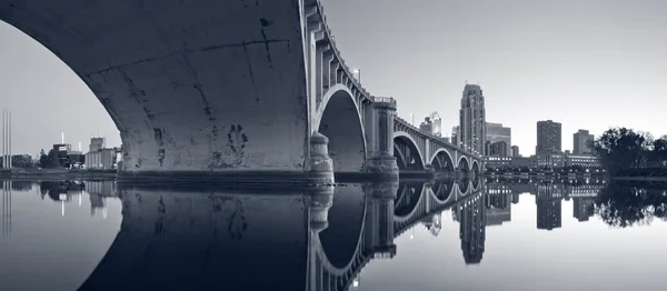 Third Avenue Bridge Minneapolis. — Stock Photo, Image