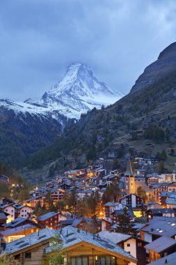 Zermatt ve matterhorn.