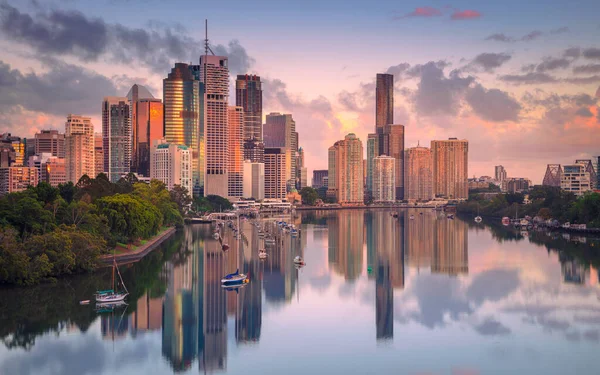 Brisbane Avustralya Brisbane Şehir Manzarası Gün Doğumunda Şehrin Brisbane Nehri — Stok fotoğraf